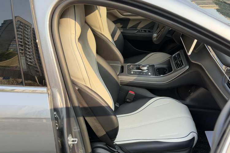 Used BYD Destroyer 05 2024 HONOR Edition DM-i 55KM Luxury Model