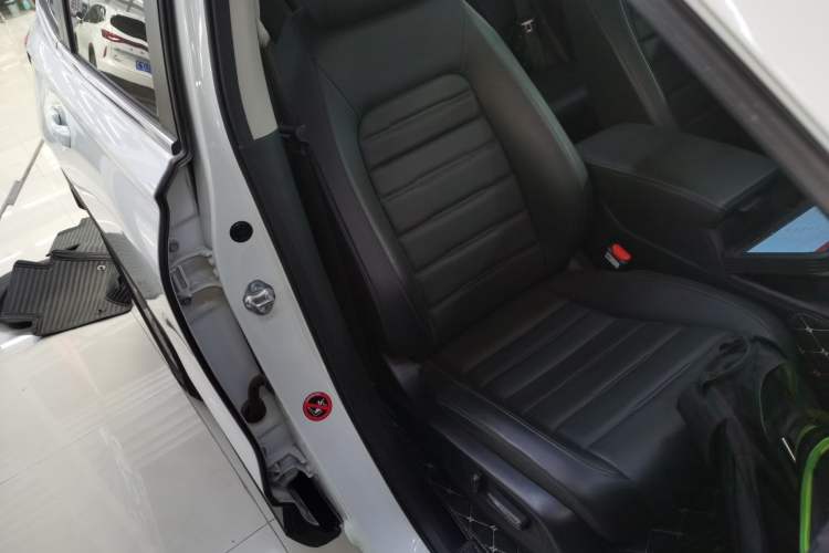 Used Honda CR-V 2023 240TURBO Two-Wheel Drive FENGSHANG Edition 5 Seats Right Front Seat