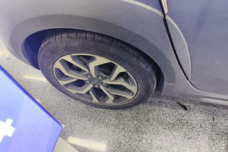 Used Lynk & Co 02 2019 1.5T DCT Two-Wheel Drive Pro Edition China VI Standard
