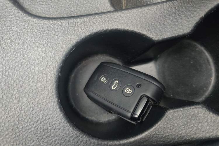 Used Soueast V3 Lingyue 2015 1.5L Manual Style Edition Vehicle Key