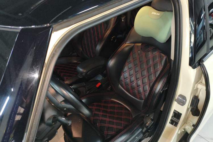 Used MINI 2015 1.5T COOPER Fun Five-Door Edition
