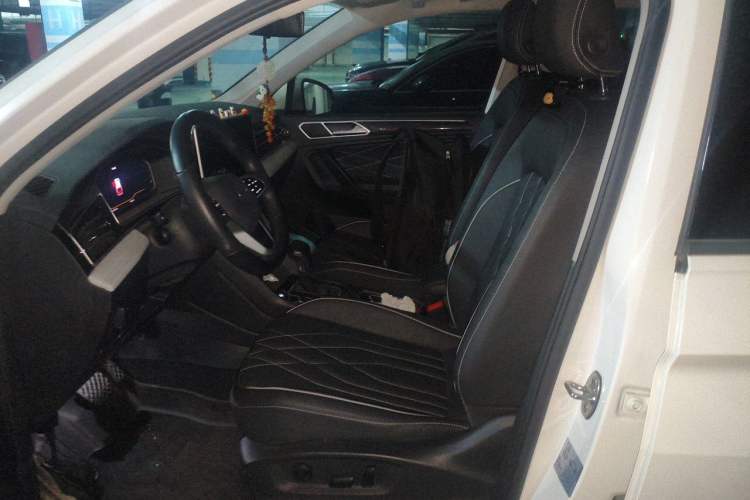 Used Volkswagen Tiguan L 2022 330TSI Automatic Two-Wheel Drive Smart Edition