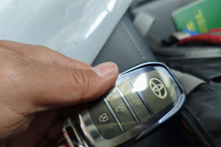 Used Toyota Camry 2024 Dual-Motor 2.0 HG Premium Edition