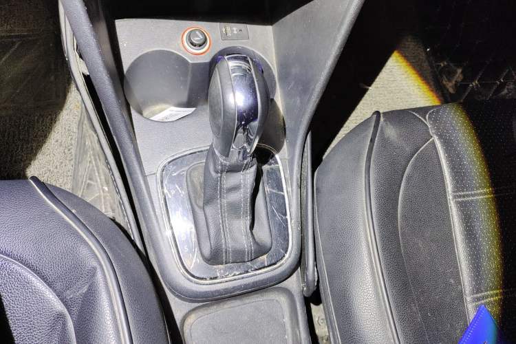 Used Volkswagen Polo 2014 1.6L Cross Polo Automatic