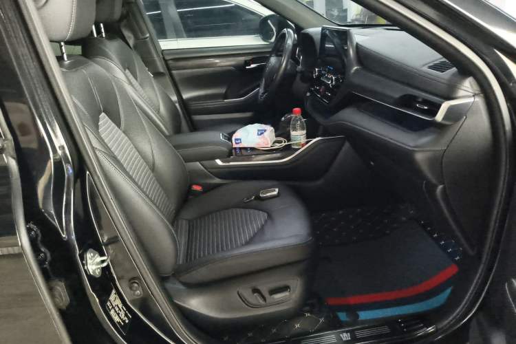 Used Toyota Crown Kluger 2022 2.5L HEV Four-Wheel Drive Premium Edition Right Front Seat