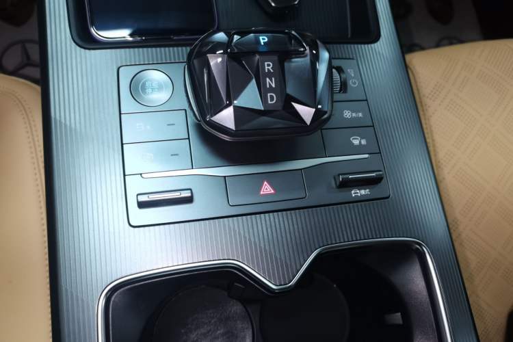 Used BYD Song L DM-i 2024 112 km Leading Edition