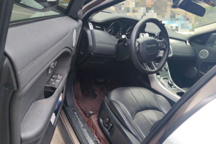 Used Land Rover Range Evoque 2018 240 PS SE Smart Brilliance Edition Driver Seat