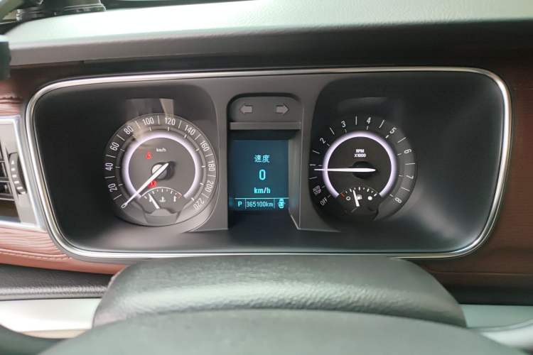 Used Buick GL8 2017 25S Prestige Version China V Standard Instrument Cluster