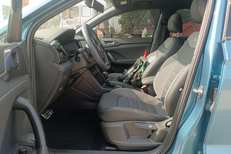 Used Volkswagen Tharu 2019 280TSI Two-Wheel Drive R-Line China V Standard
