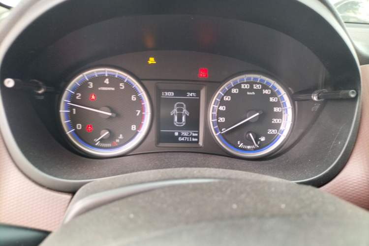 Used Suzuki Vitara S-Cross 2017 1.6L Manual Two-Wheel Drive Urban Fashion Model