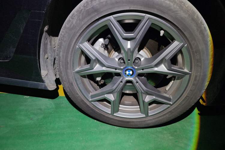 Used BMW i3 2022 eDrive 35 L
