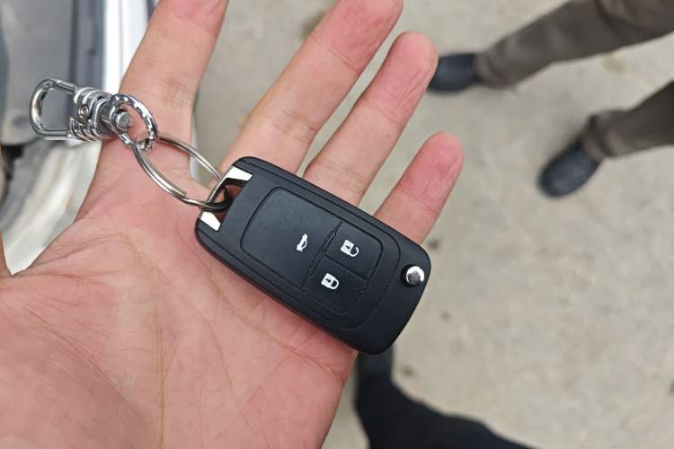 Used Chevrolet Sail 2015 Sail 3 1.5L Manual with Ideal Sunroof Edition