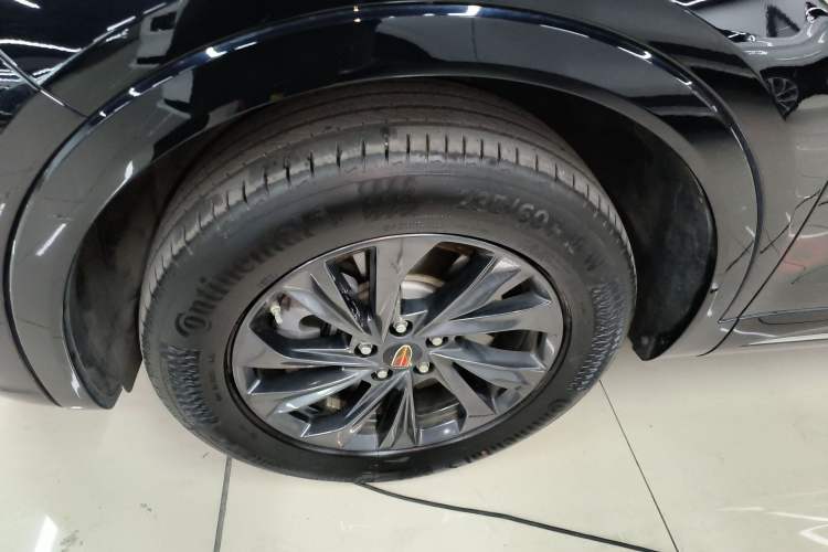 Used Hongqi HS5 2023 2.0T Qixiang Pro Edition Left Front Wheel Hub