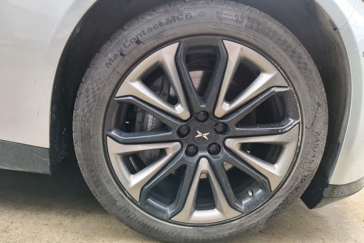 Used XPeng P7 2021 480E Right Front Wheel Hub