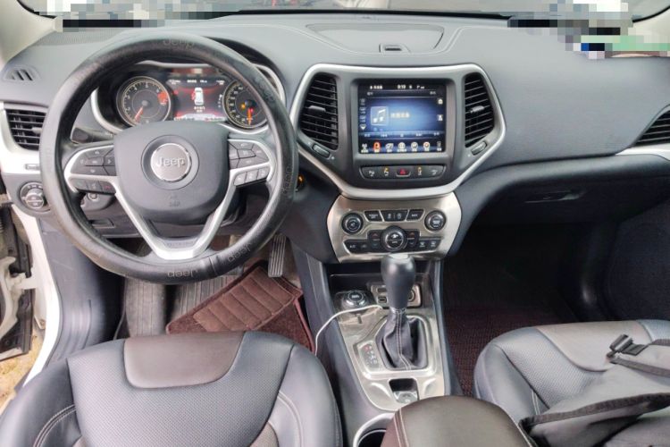 Used Jeep Cherokee 2016 2.4L All-in-One Edition
