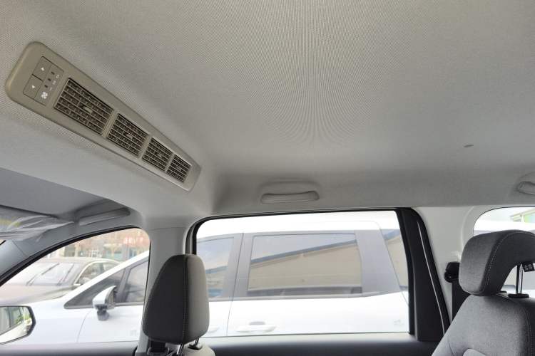 Used Wuling Hongguang New Energy 2025 Extended-Range Hybrid 50KM Comfort Version