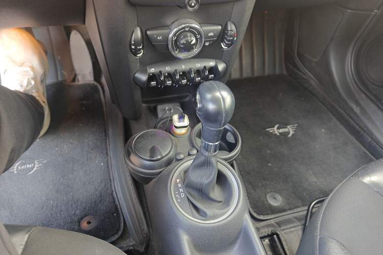 Used MINI 2011 1.6L COOPER Fun