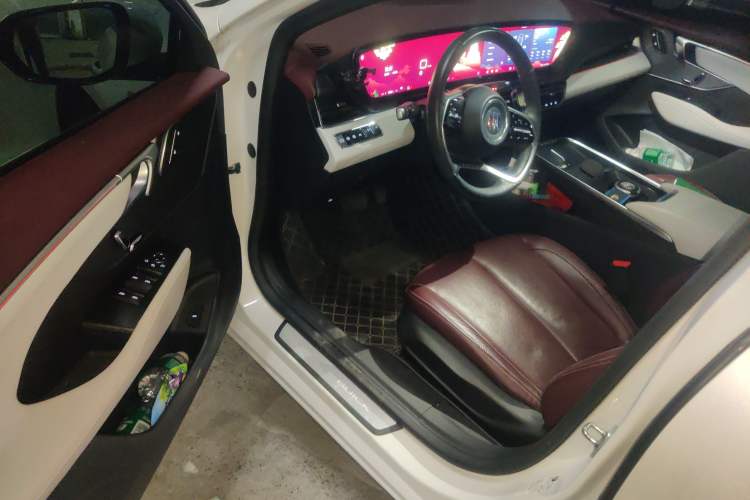 Used Buick LaCrosse 2023 28T Prestige Edition Driver Seat