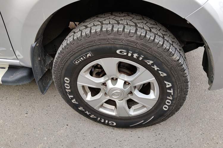 Used Great Wall Wingle 7 2021 2.0T Gasoline Two-Wheel Drive Elite Version with Large Double Cabin GW4C20B
