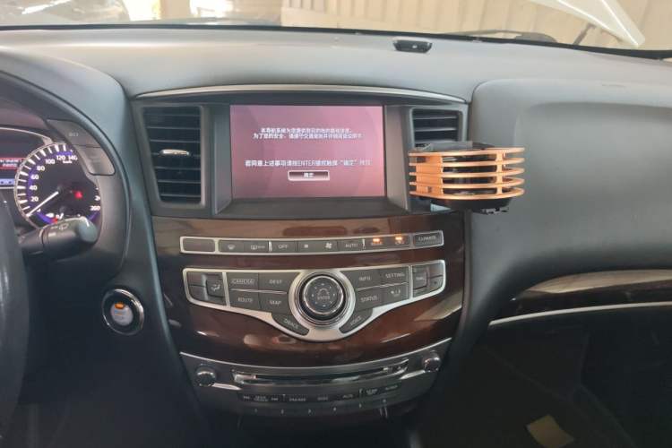 Used Infiniti JX 2013 JX35 4x4 All-Terrain Edition
