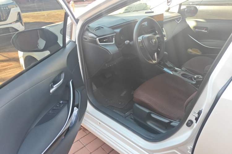 Used Toyota Corolla 2024 1.8L Smart Electric Hybrid Dual-Engine Elite Edition