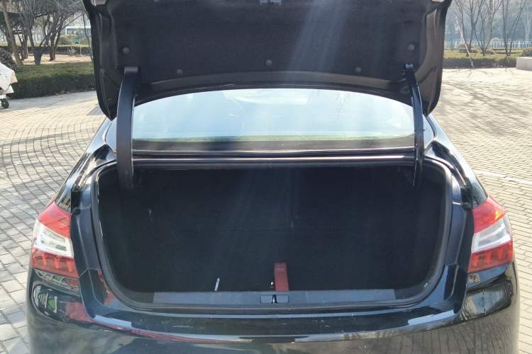 Used Peugeot 408 2014 1.8L Automatic Luxury Edition
