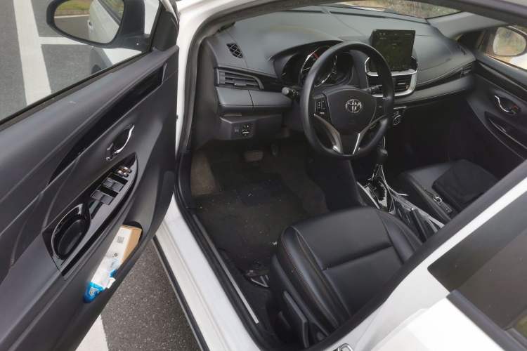 Used Toyota YARiS L Zhi Xuan 2021 X-Trail X 1.5L CVT Prestige Edition