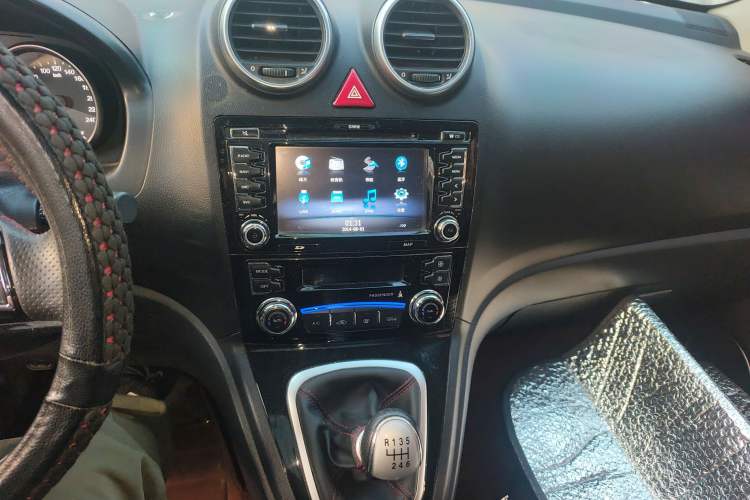 Used Haval H6 2016 Upgraded Model 1.5T Manual Two-Wheel Drive Elite Version