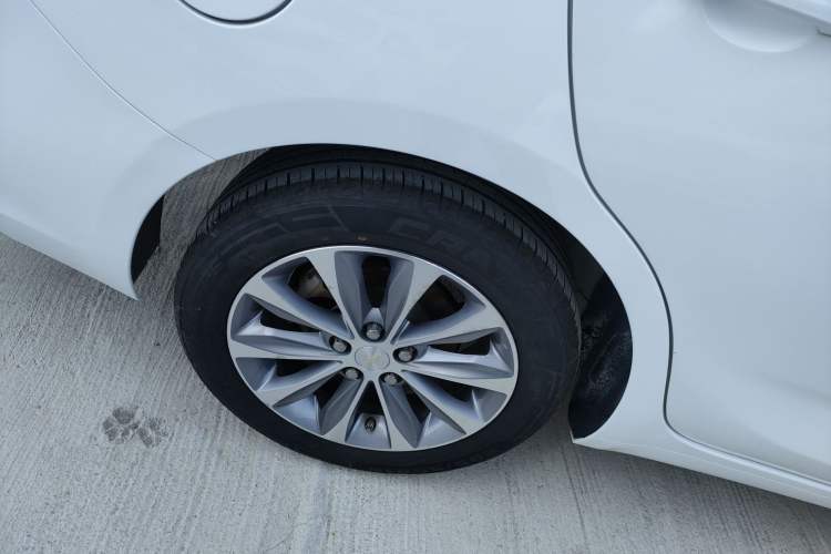 Used Chevrolet Monza 2022 320 Automatic Enjoyment Sunroof Version Exterior 5