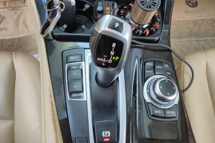 Used BMW 5 Series 2013 525Li Leading Model