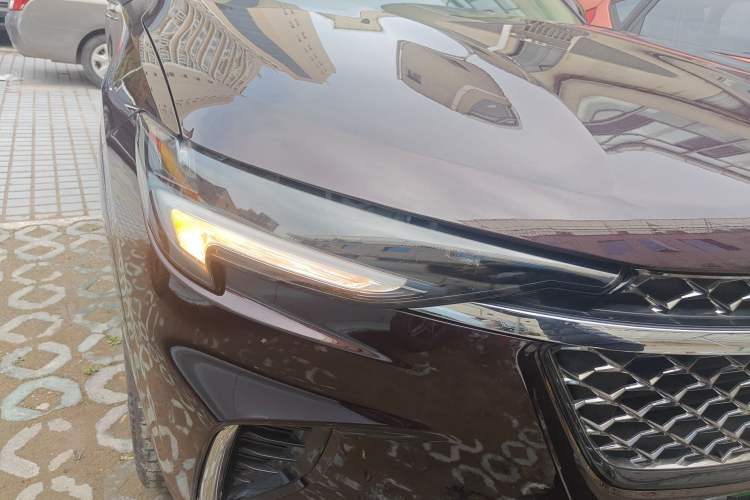 Used Buick Envision 2022 Encore Plus Avenir Aivia 7-Seater Edition
