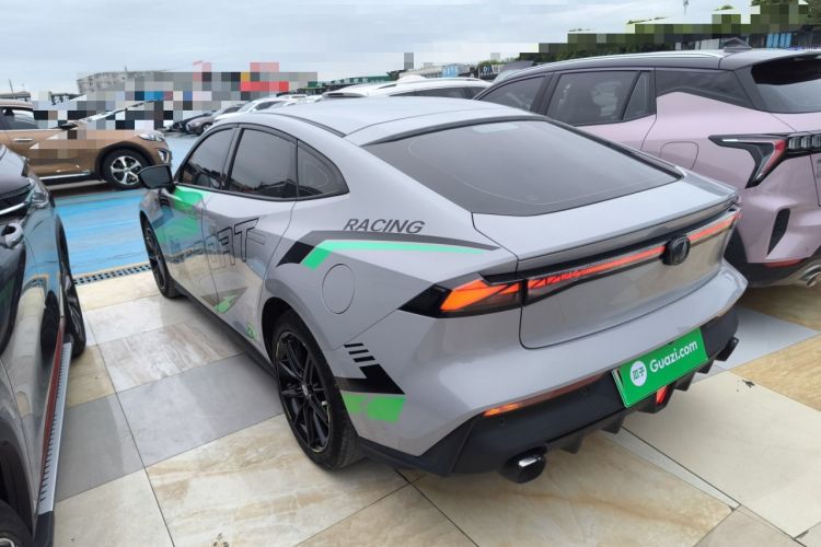 Used CHANGAN UNI-V iDD 2023 ZhiDian iDD 1.5T 113km Smart & Fun Version
