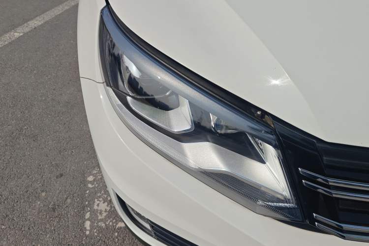 Used Volkswagen Tiguan L 2016 300TSI Automatic Two-Wheel Drive Trend Edition