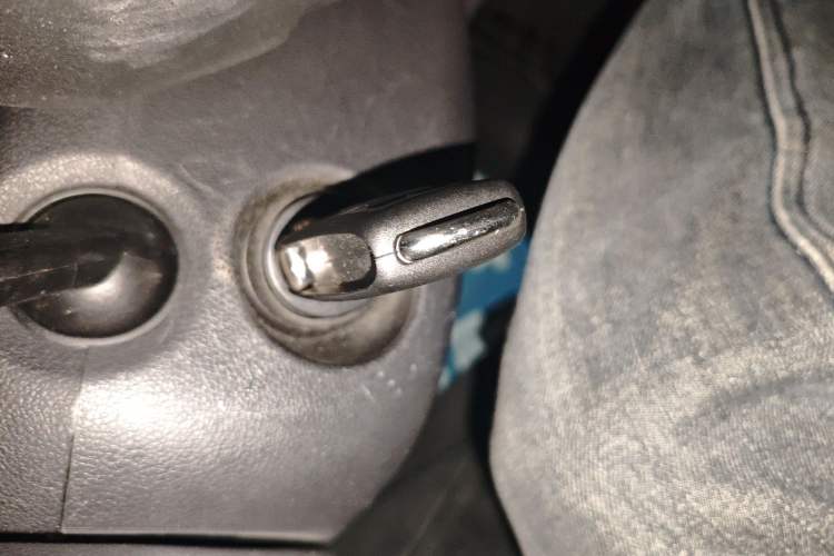 Used Volkswagen Golf Sportsvan 2016 230TSI Automatic Trend Edition Vehicle Key