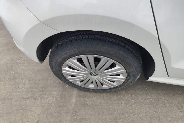 Used Volkswagen Polo 2016 1.6L Automatic Comfort Model
