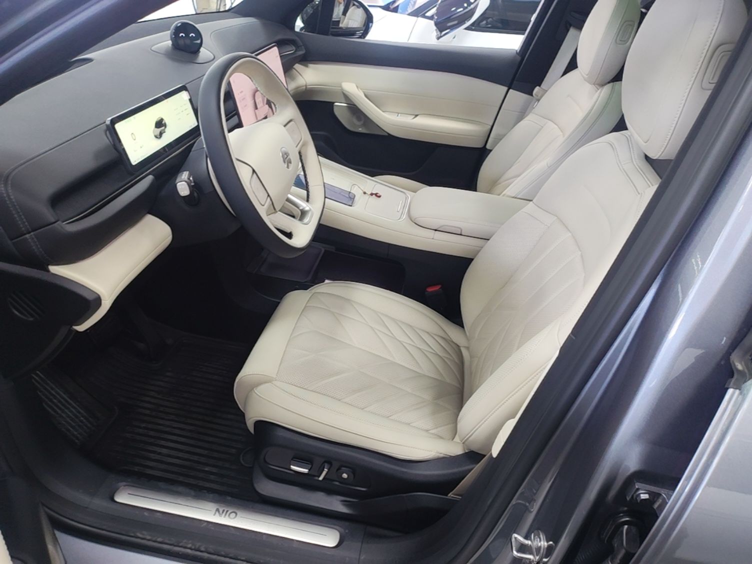 Vordere Reihe im Auto