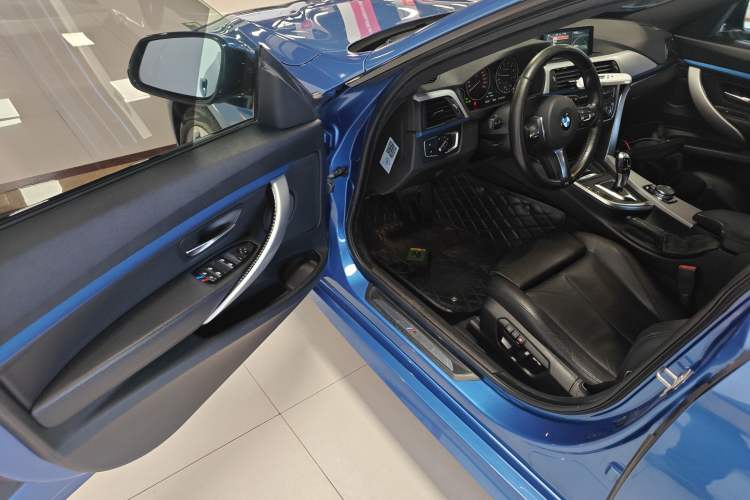 Used BMW 3 Series GT 2014 320i Design Package Model Driver Seat