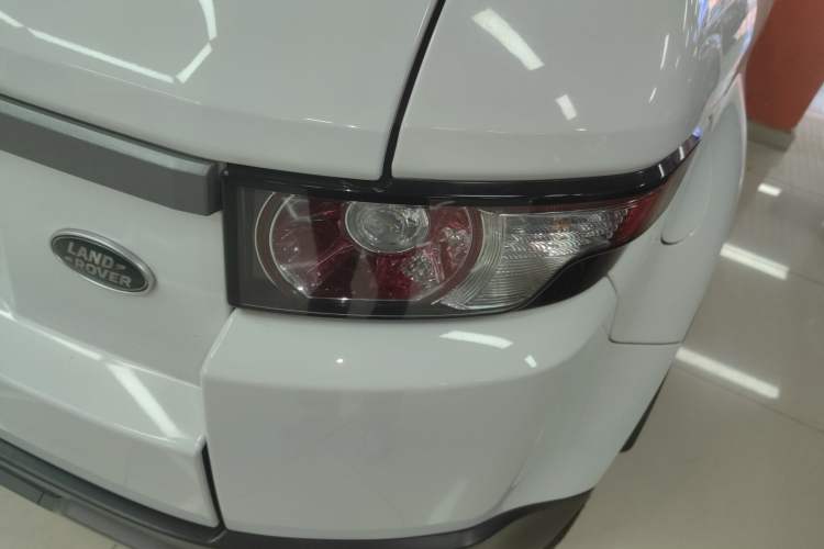 Used Land Rover Range Rover Evoque 2015 2.0T 5-Door Luxury Edition