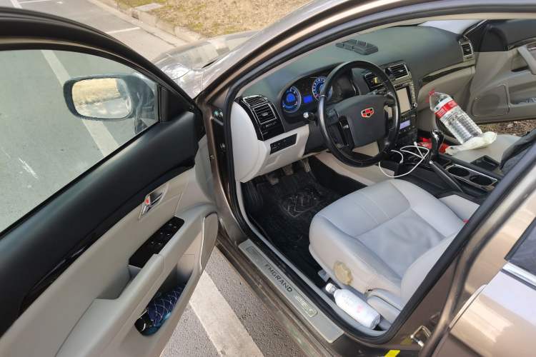 Used Geely Auto EC8 2013 2.0L Manual Elite Edition