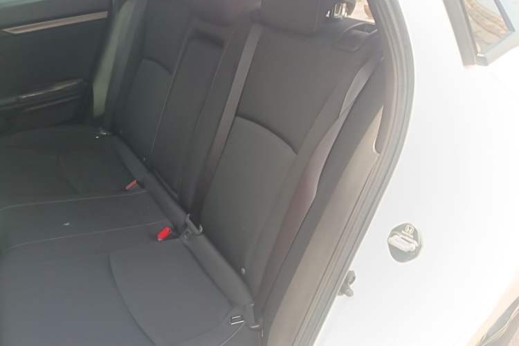 Used Honda Civic 2021 HATCHBACK 220TURBO Manual Driving Pleasure Control
