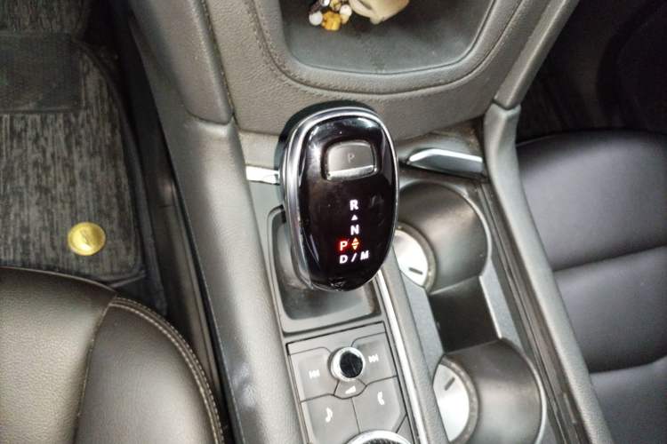 Used Cadillac XT5 2021 28T Luxury Model