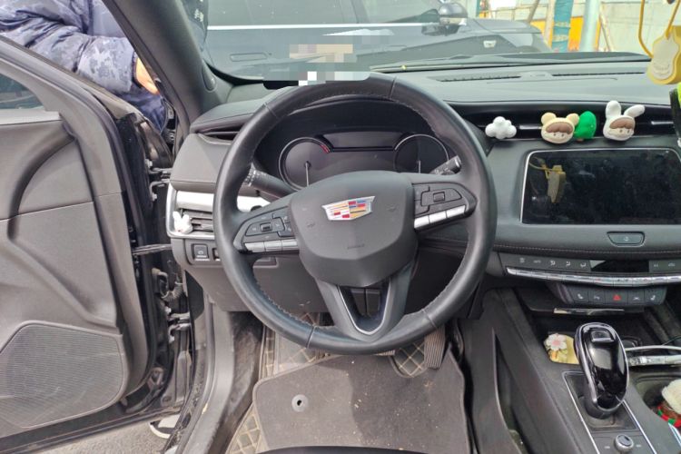 Used Cadillac XT4 2021 28T Two-Wheel Drive Luxury Version