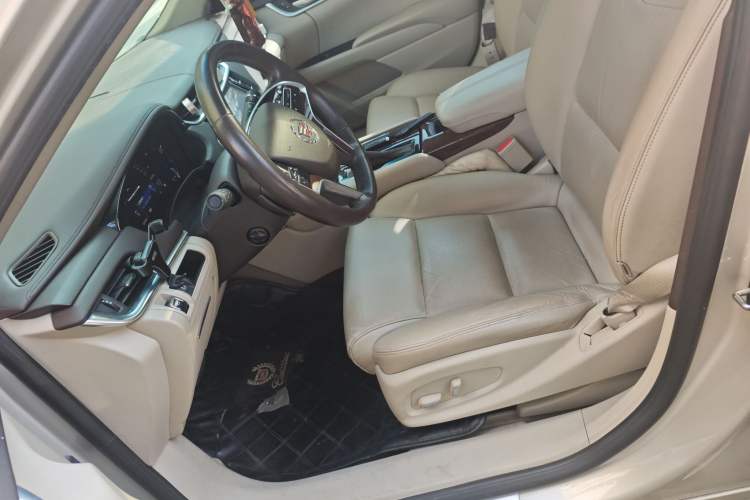 Used Cadillac XTS 2013 28T Comfort Model