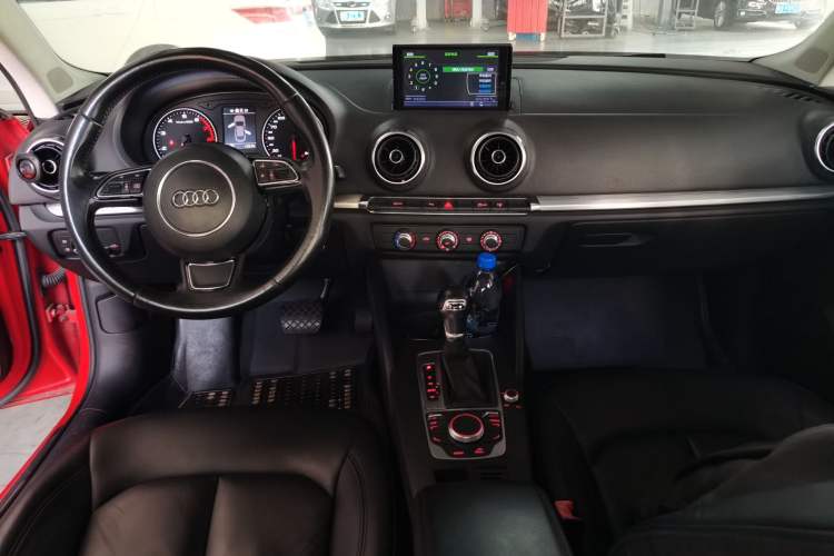 Used Audi A3 2014 Limousine 35 TFSI Automatic Fashion Model
