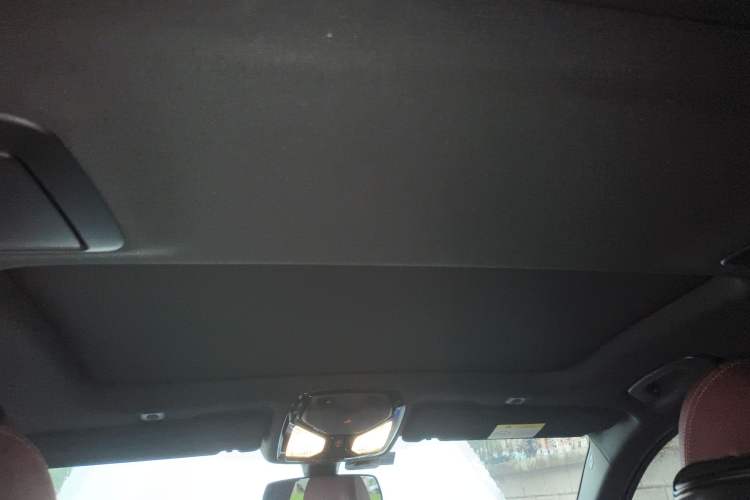 Used BMW 5 Series 2021 Facelifted 530Li Leading Edition M Sport Package
