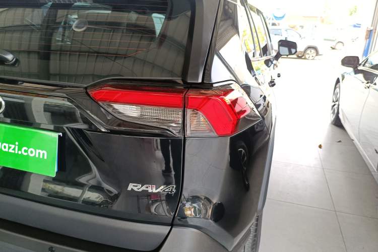 Used Toyota RAV4 2024 2.0L CVT Two-Wheel Drive Urban Edition