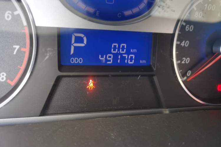 Used Geely Auto Classic Emgrand 2010 Hatchback 1.8L CVT Luxury Model
