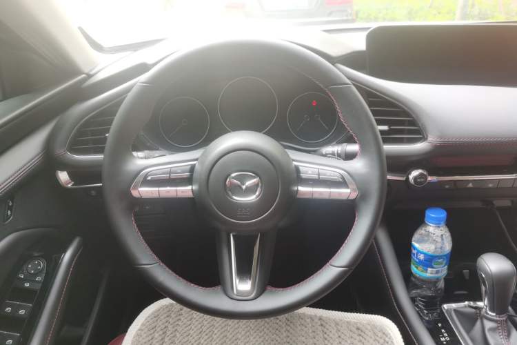 Used Mazda 3 Axela 2023 2.0L Automatic ZhiZhen Edition Steering Wheel