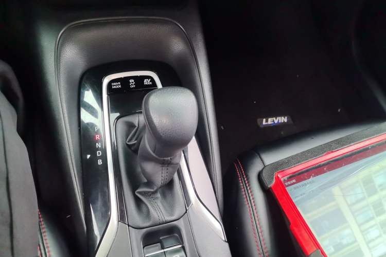 Used Toyota Levin 2021 Dual-Motor 1.8H E-CVT Leading Edition
