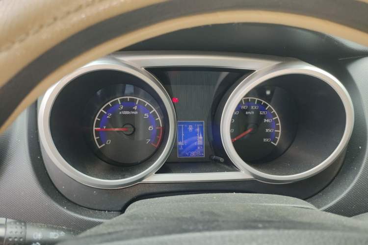 Used CHANGAN KAICHENG Ounuo S 2014 1.5L Elite Model
